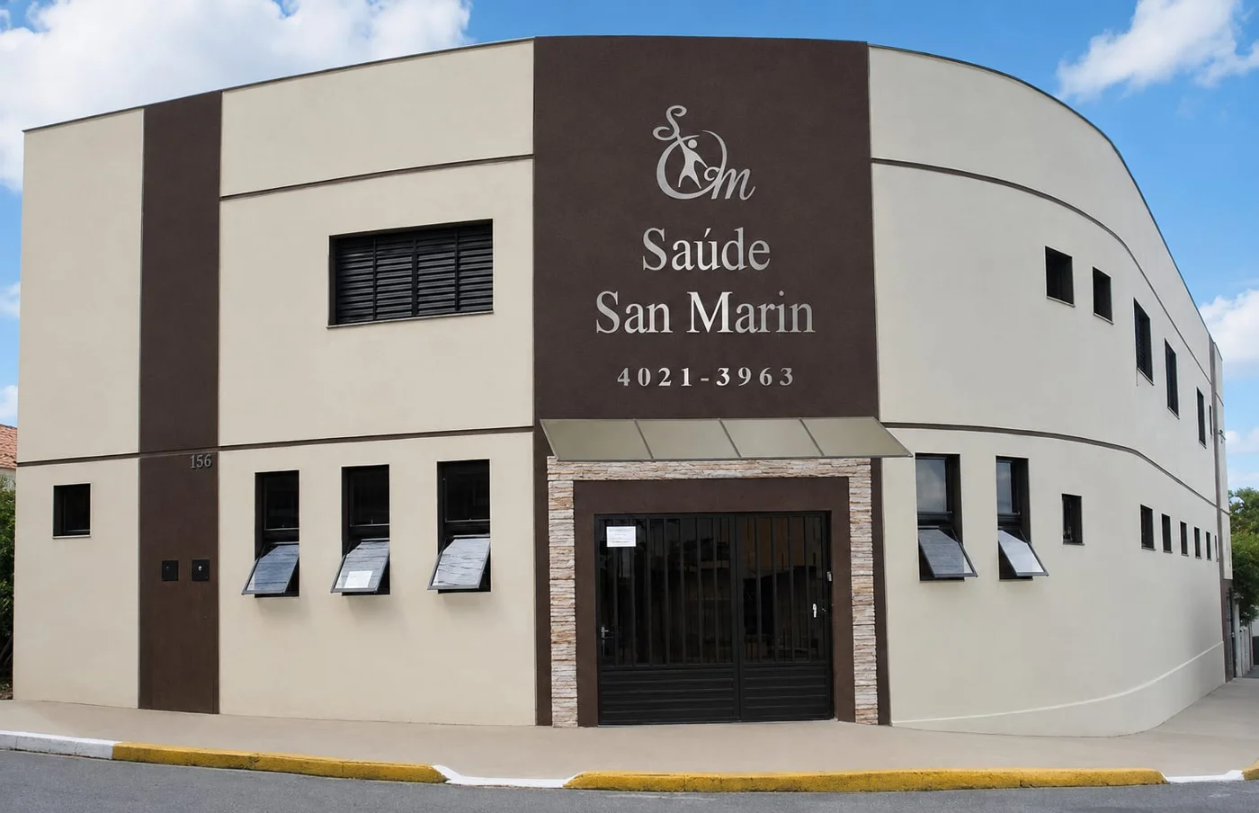 Fachada da Clínica Saúde San Marin na Rua Europa, em Salto